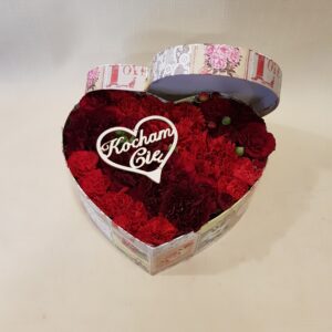 Box serce z róż i goździków